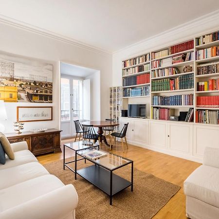 Maison Regola, Styilish Apt In Campo De Fiori Rome Bagian luar foto