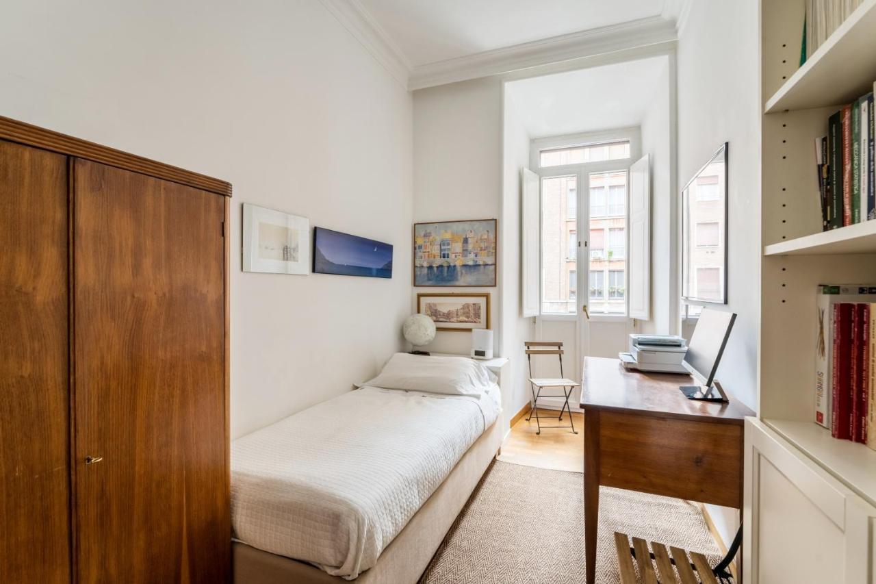 Maison Regola, Styilish Apt In Campo De Fiori Rome Bagian luar foto
