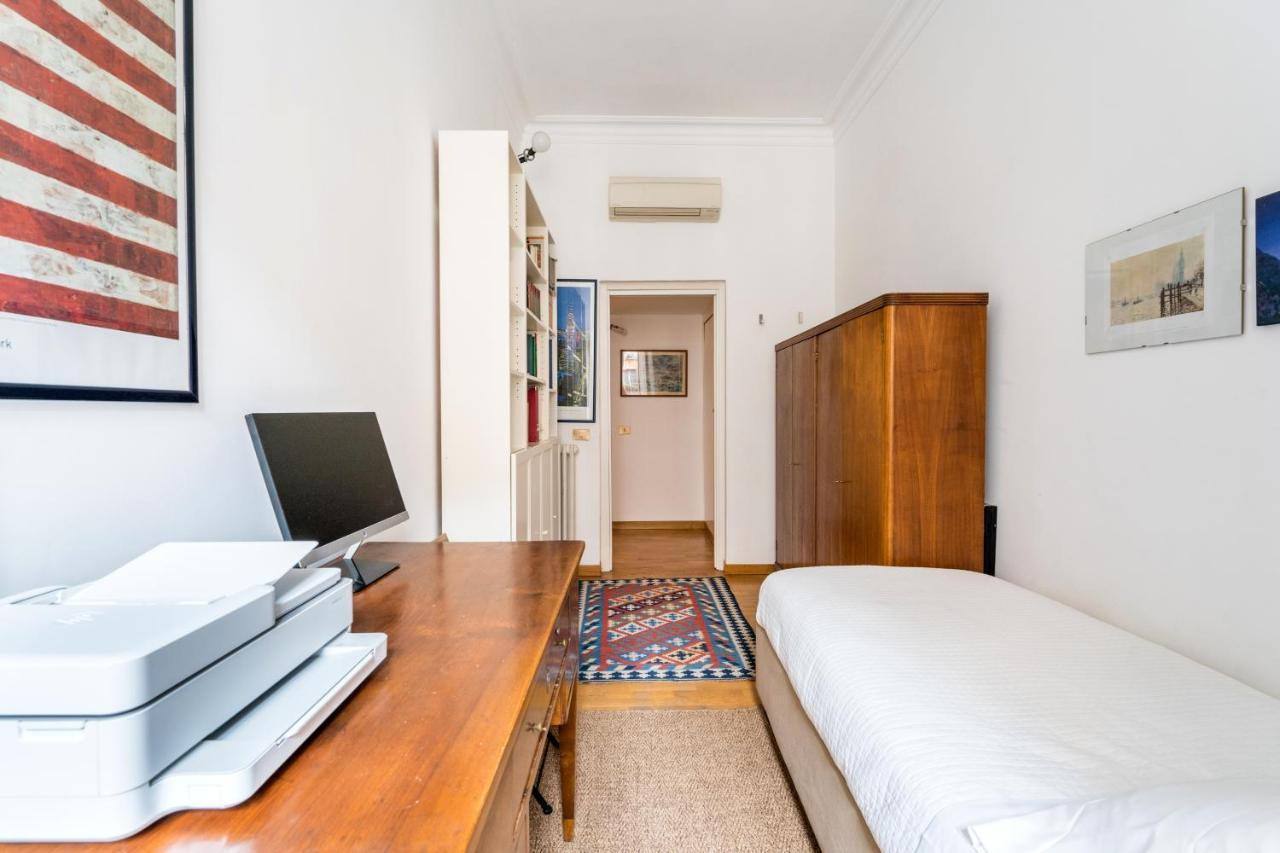 Maison Regola, Styilish Apt In Campo De Fiori Rome Bagian luar foto